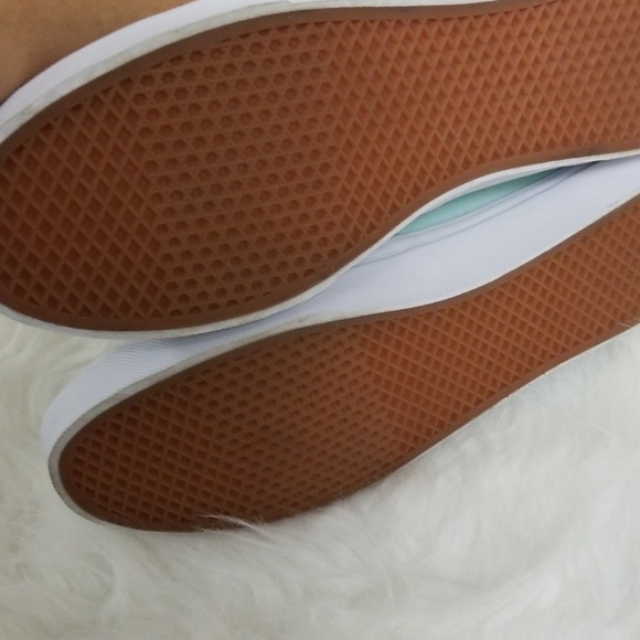 Van's mint green leather accents 8.5 - Picture 7 of 7